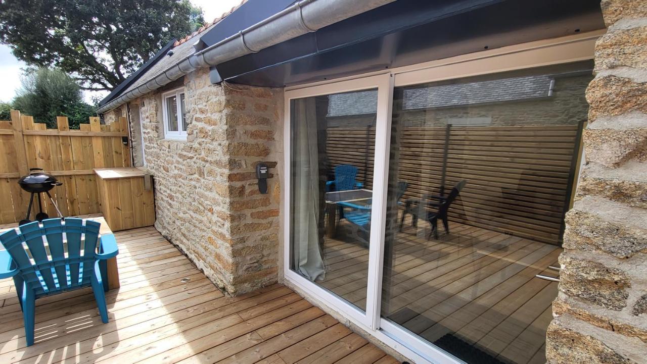 Holiday home Kerludi Le Ptit St Roch, De Charme 5km De La Ploudalmezeau